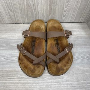 Mayari Birkenstocks
